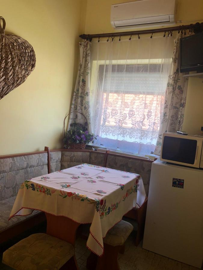 Jesolo Apartmanhaz Balatonkeresztúr Eksteriør billede